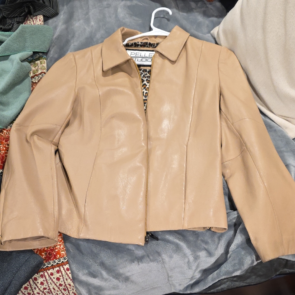 Pelle Studio Beige Leather Jacket for Women